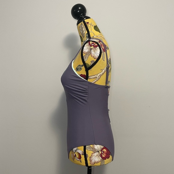 Clothes Mentor One Piece Lavender Swimsuit Size Small - Picture 2 of 6